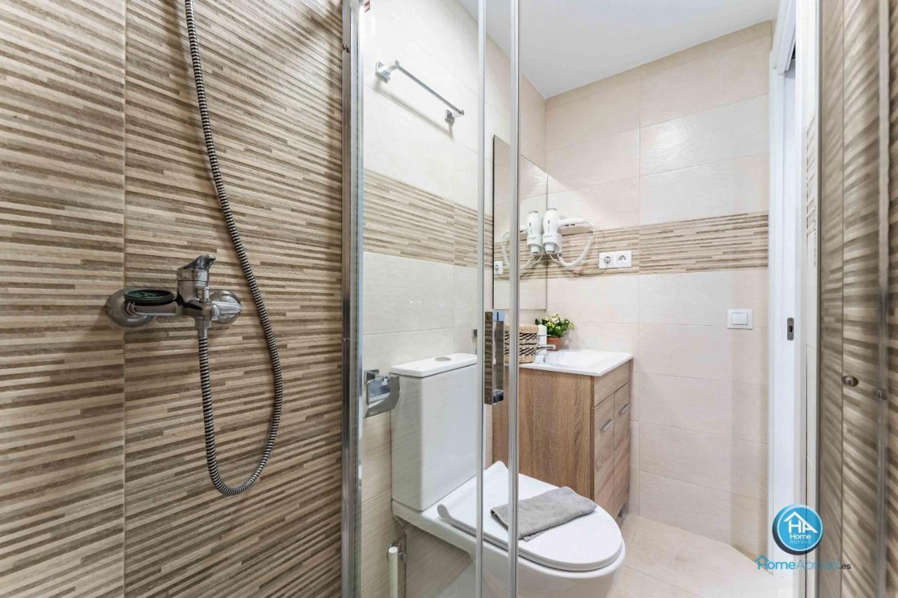 Super Deluxe Villa With Free Parking Madrid Center Exterior photo